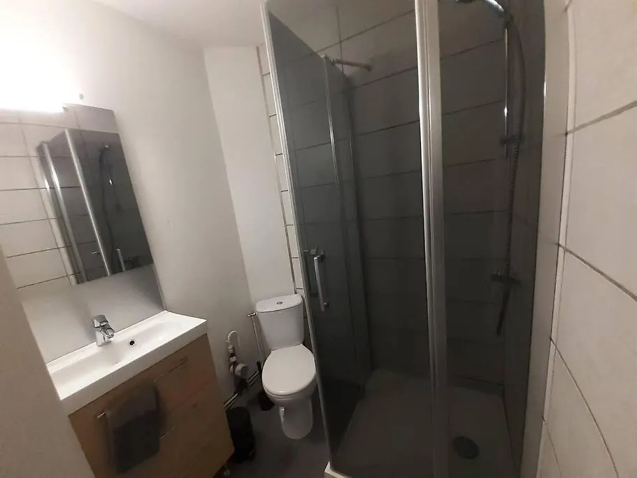 Ferienwohnung Beau T1 2 Personnes Bergson Saint-Etienne  Apartment
