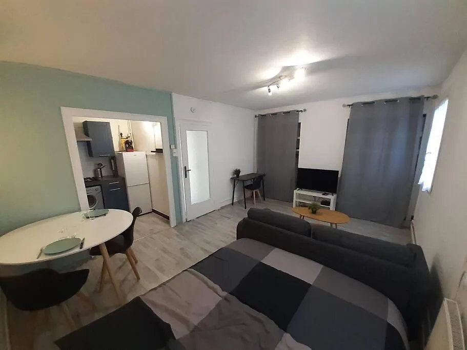 Ferienwohnung Beau T1 2 Personnes Bergson Saint-Etienne